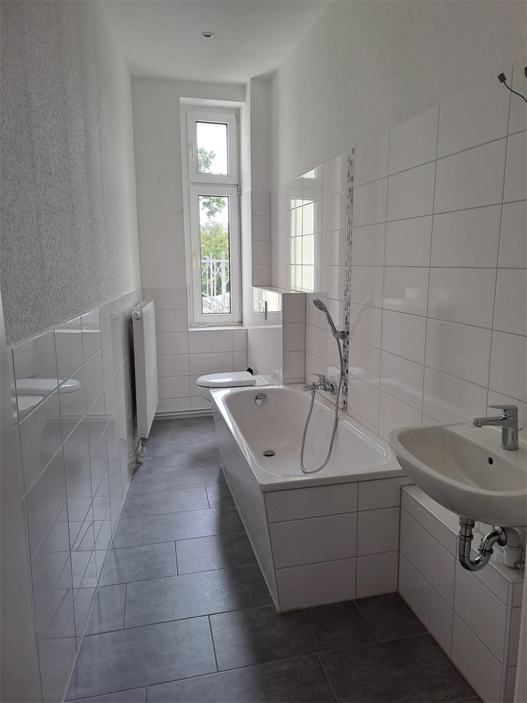 Schöne 4-Raum Altbauwohnung in der Innenstadt! - Photo 1